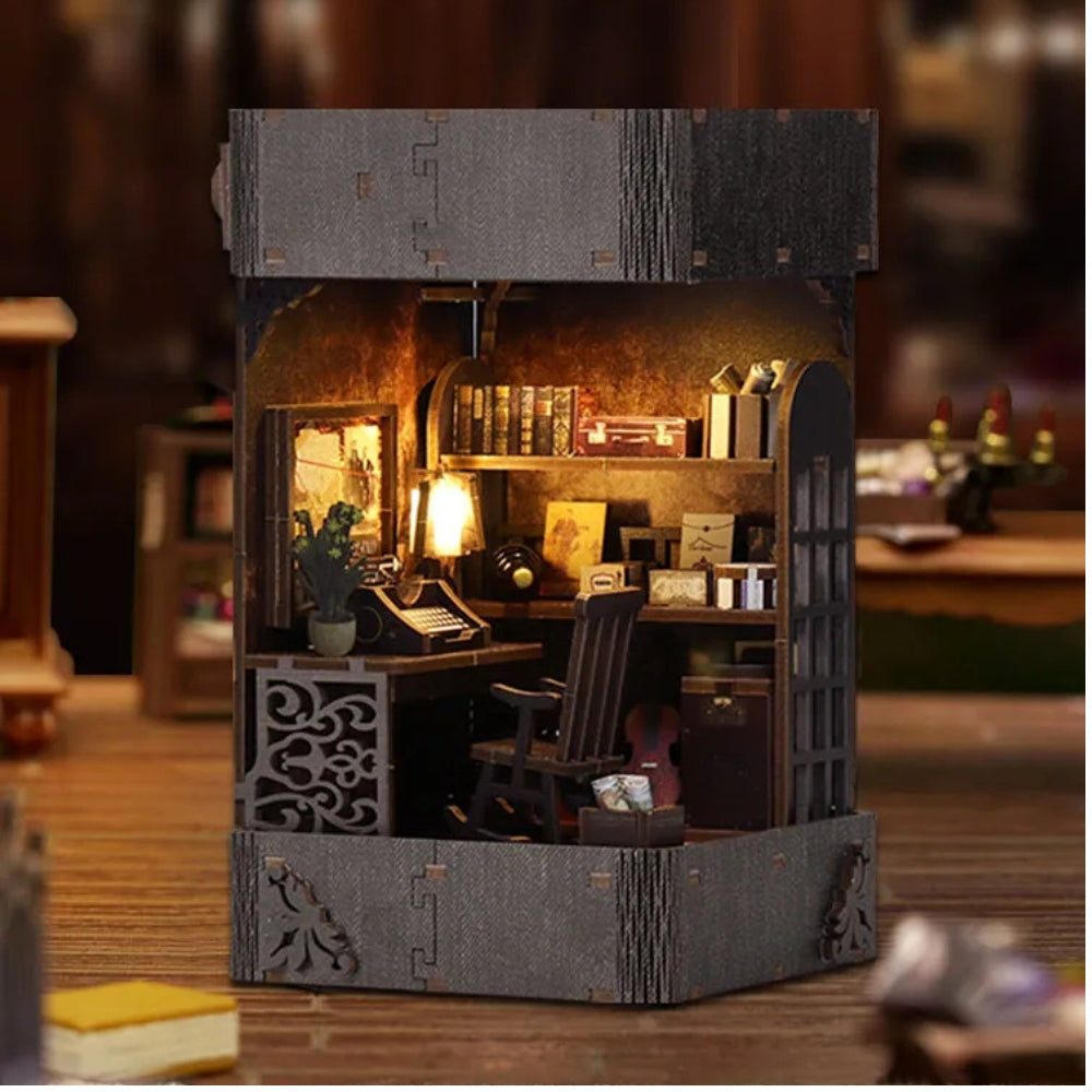 Detective Agency DIY Dollhouse Book Nook Kit - ROCOXIA