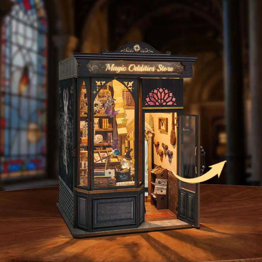 Functional Swing Door — Kit de construction de diorama bibliothèque "Objets magiques insolites"