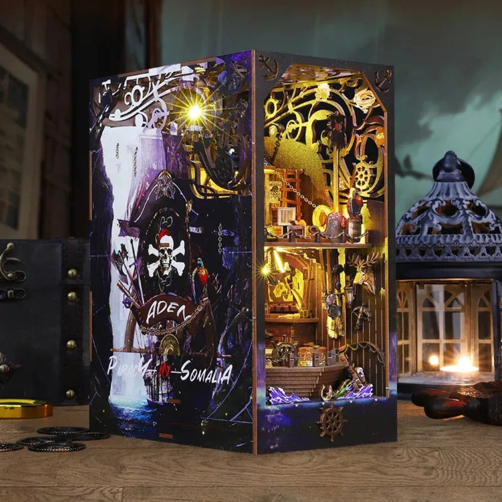 Aden Pirate Ship DIY Book Nook Kit - ROCOXIA