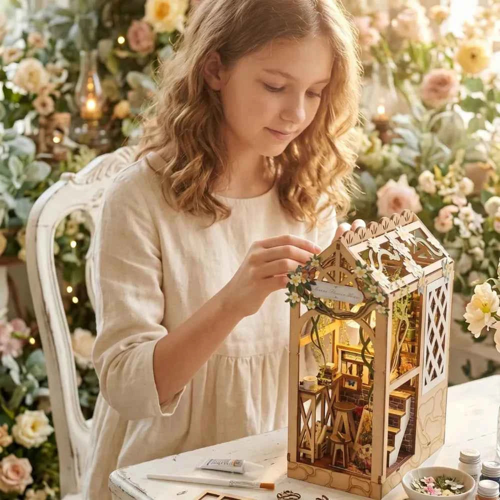 Serene Flower House DIY Book Nook Kit - ROCOXIA