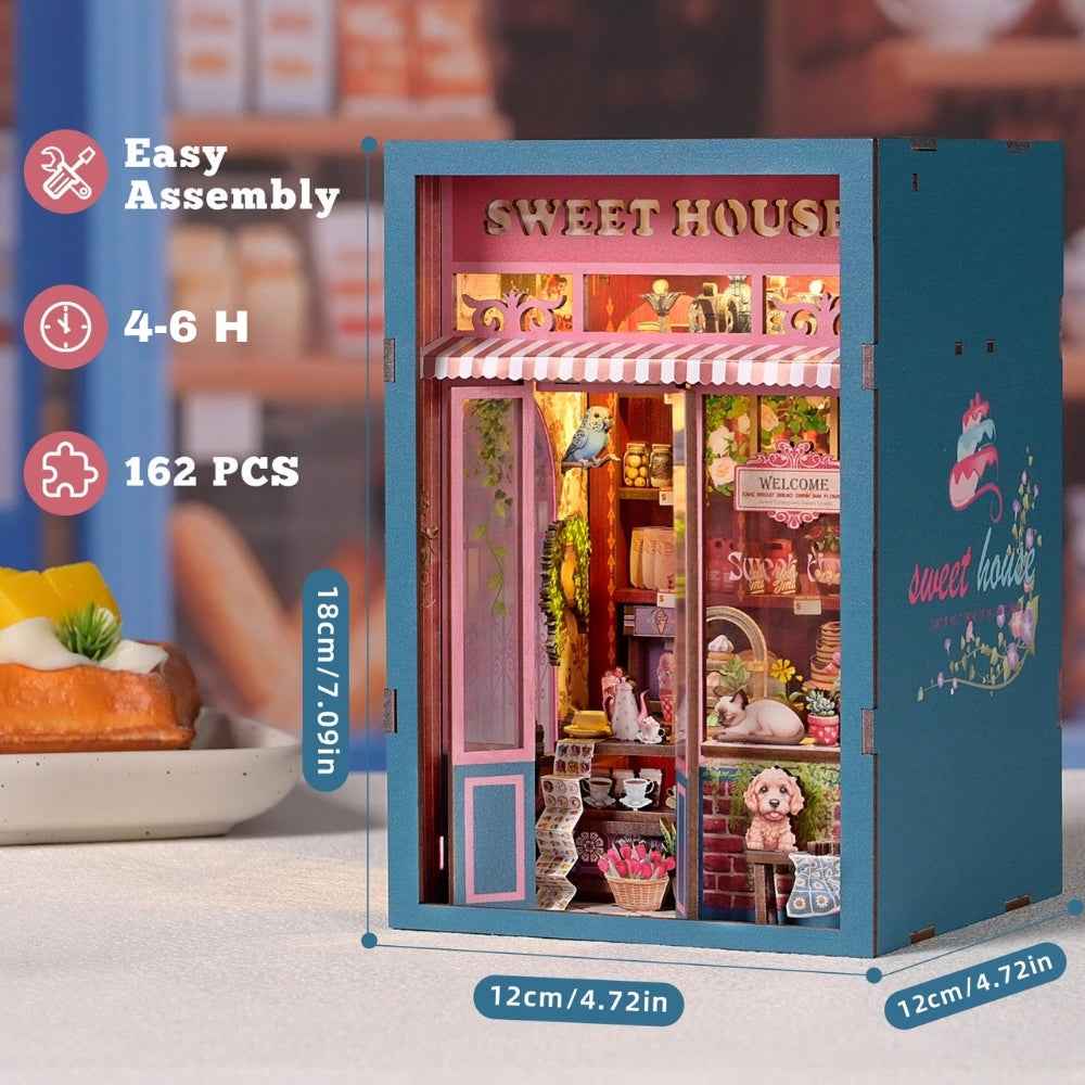 Sweet House specification diagram showing dimensions and assembly information.