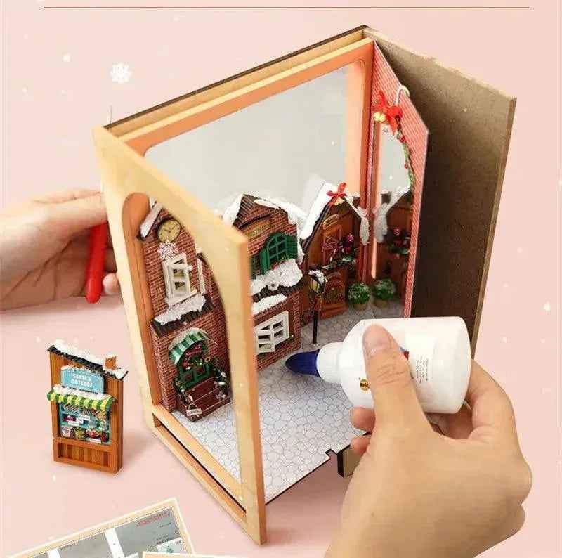 Rocoxia Merry Christmas DIY Book Nook Kit - Rocoxia