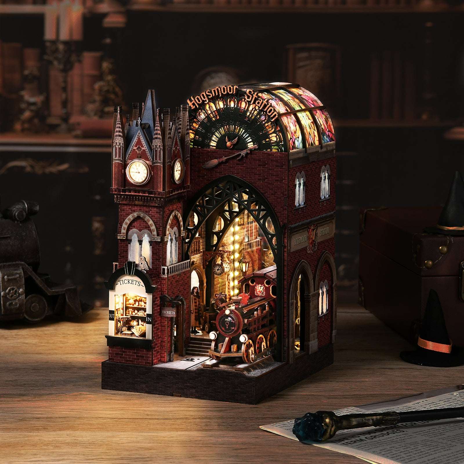 Hogsmoor Station DIY Book Nook Kit - ROCOXIA