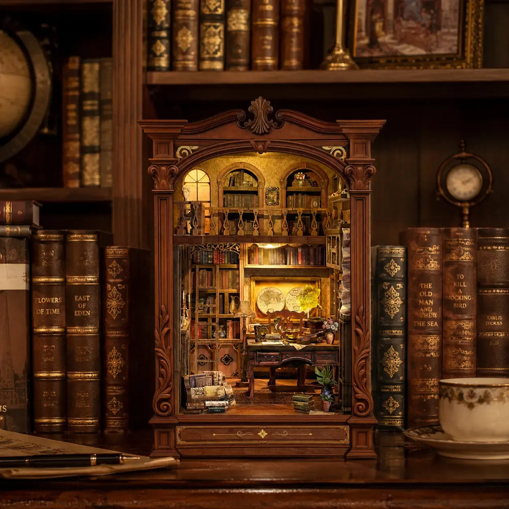 Vintage Study Charm — Vintage Archive DIY Book Nook Kit
