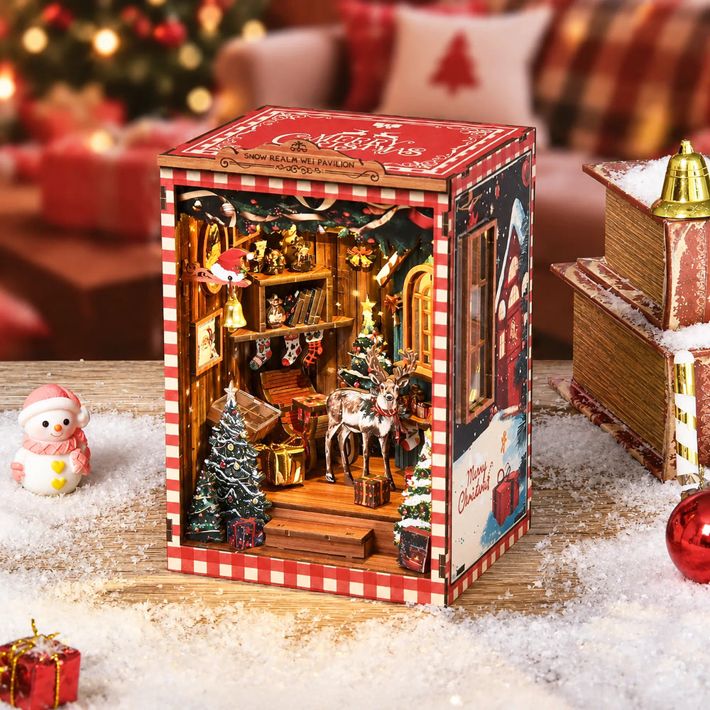 Classic Wooden Christmas Pavilion — Snow Realm Wei Pavilion DIY Book Nook Kit