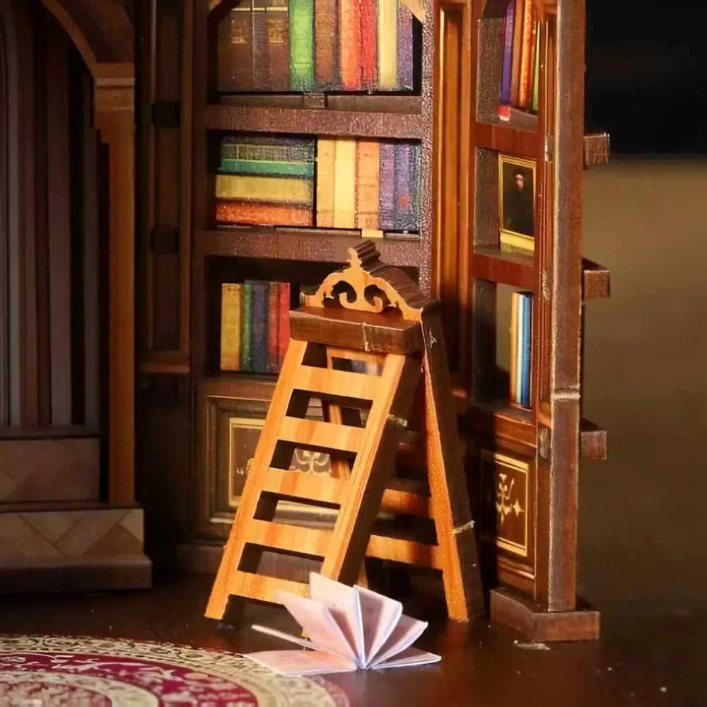 Mini Folding Library Step Ladder — World Bookstore DIY-Bücherregaleinsatz-Bausatz