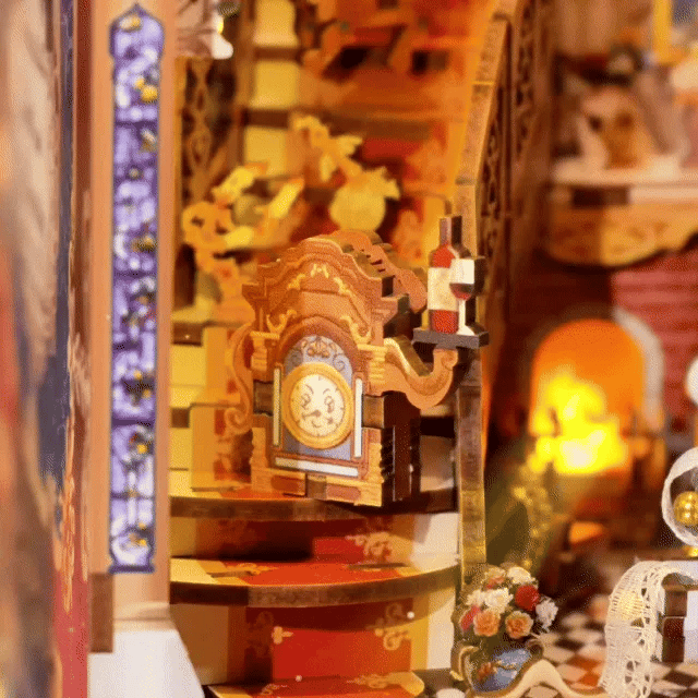 Elegant Royal Castle Details — Kit de diorama "La Belle et la Bête" à monter soi-même