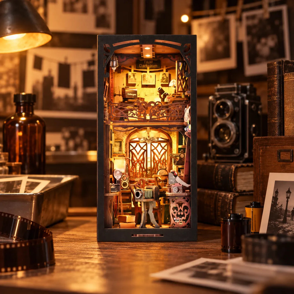 Vintage Photography Studio — Film Darkroom DIY Book Nook Kit