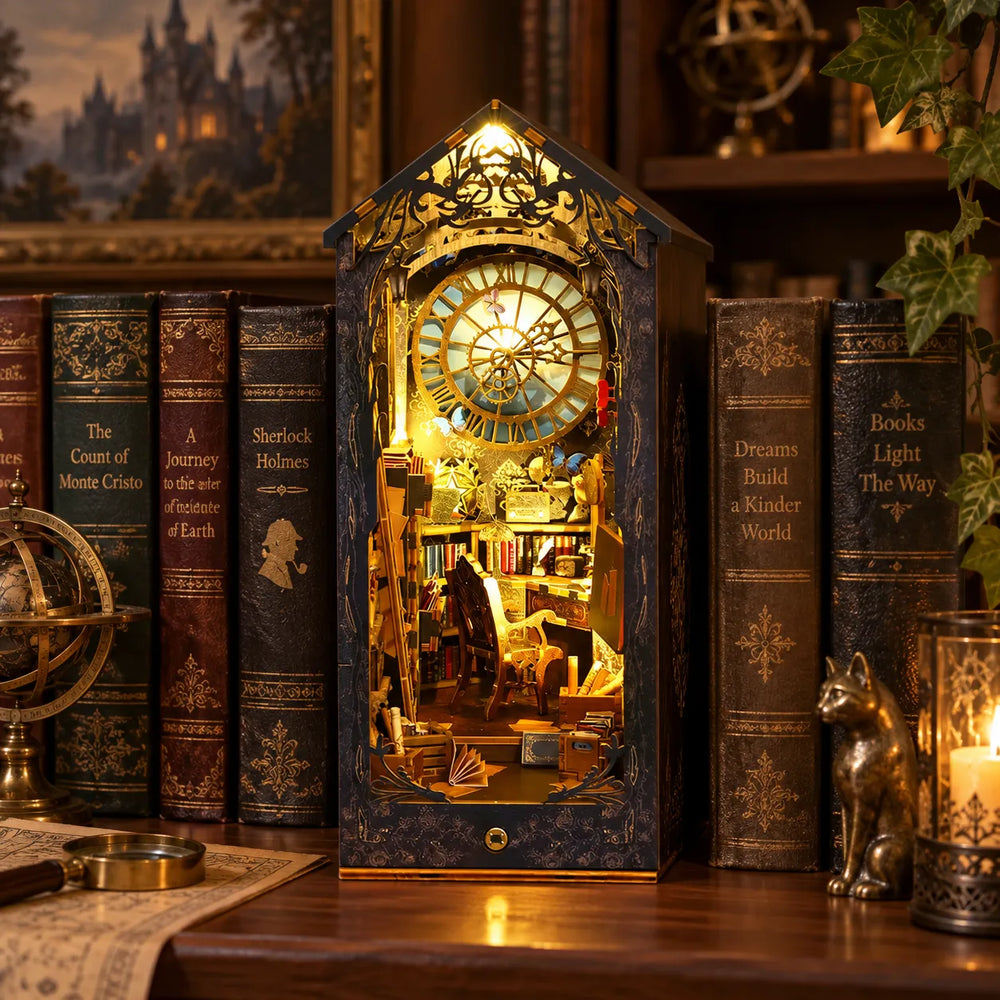Vintage Detective Agency Scene — Sherlock Holmes Detective Agency DIY Book Nook Kit