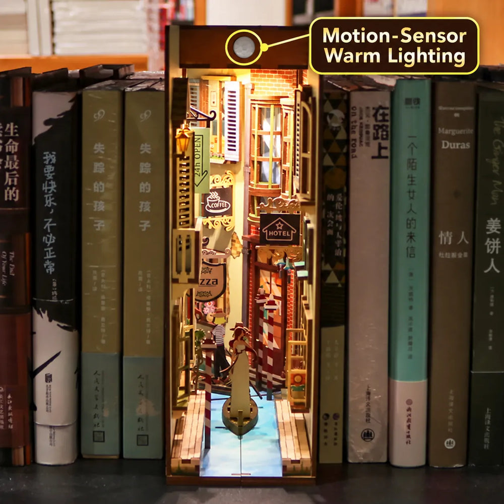 Motion-Sensor Warm Lighting — Venedig Reise DIY Buchstützen-Bausatz