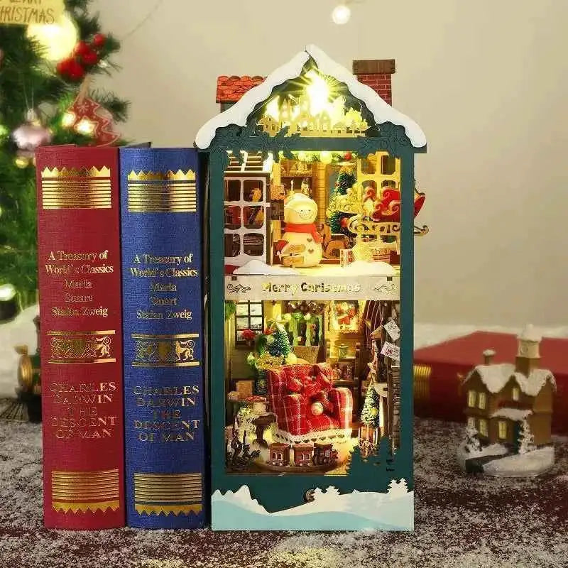 Santa's Cottage ｜ Christmas Series DIY Book Nook Kit - ROCOXIA