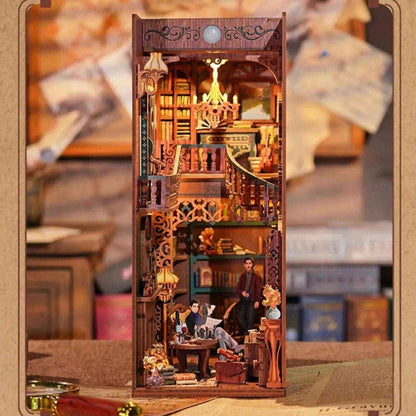 Detective Sherlock Holmes DIY Book Nook Kit - For Creative Readers - ROCOXIA