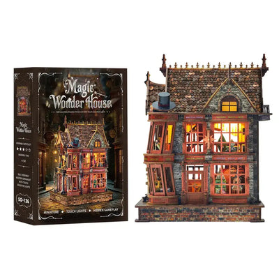 Magic Wonder House model beside its illustrated kit box.