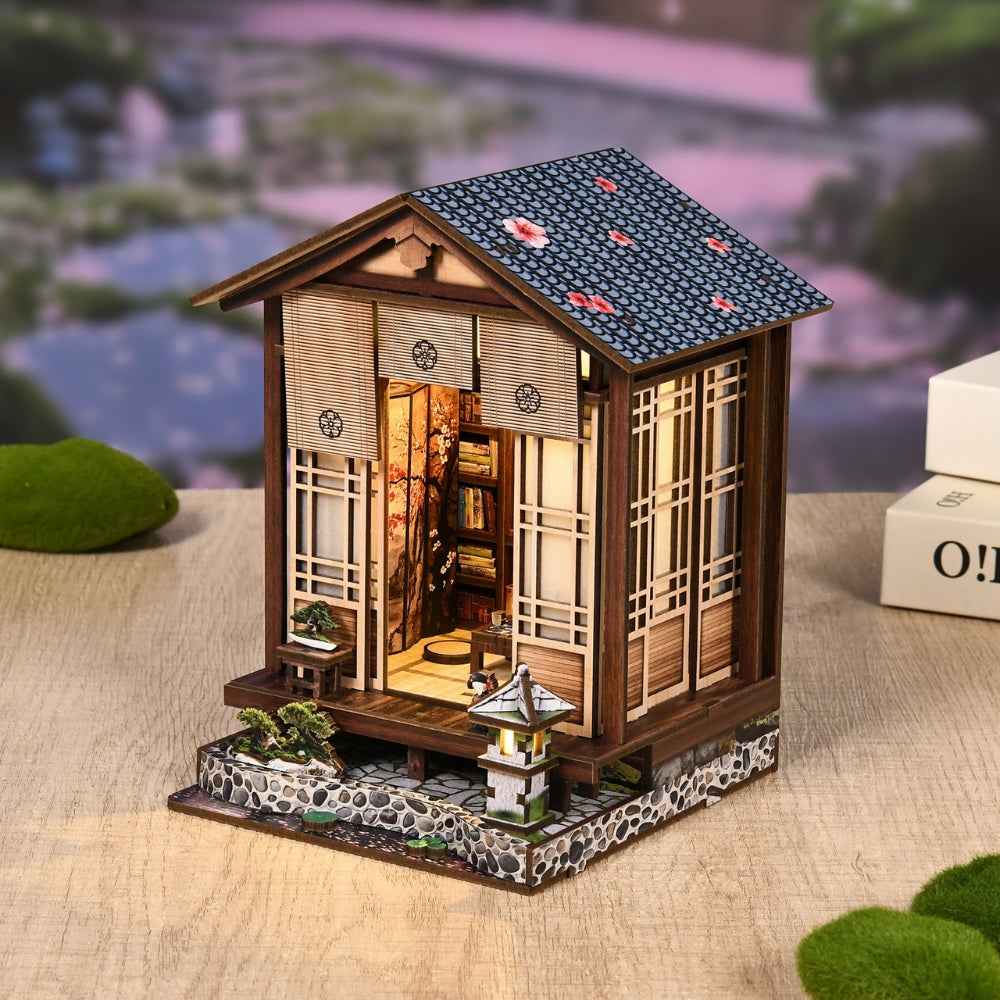 Moss-Lantern Harmony Garden miniature Japanese house with sliding-style doors and a small stone garden.