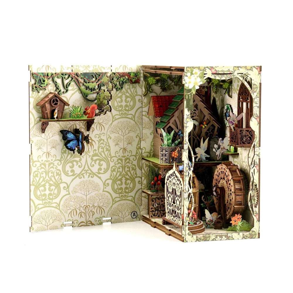 Secret World of the Forest opened panels revealing miniature woodland rooms and foliage.