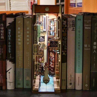 Rocoxia  Travel in Venice DIY Book Nook Kit - Rocoxia