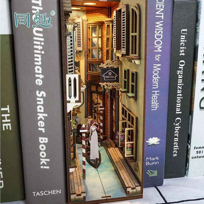 Rocoxia  Travel in Venice DIY Book Nook Kit - Rocoxia